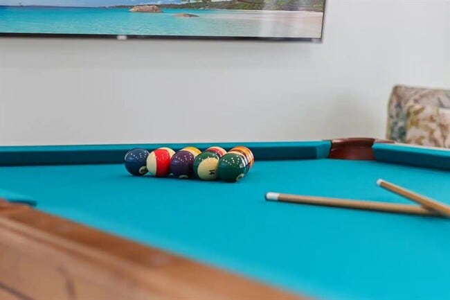 Building Photo - 608 Malabar Ave