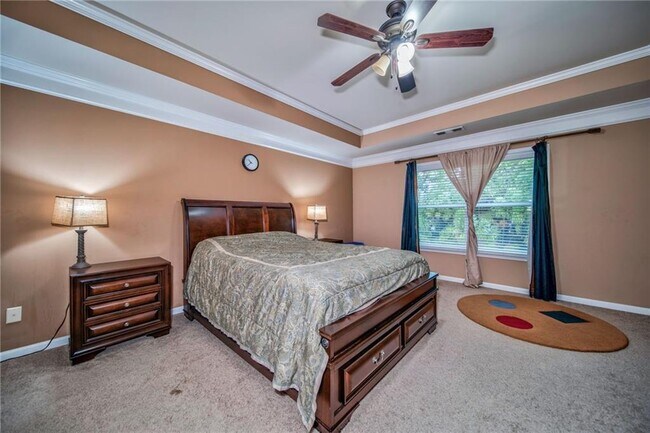 Building Photo - 5405 Falls Landing Dr