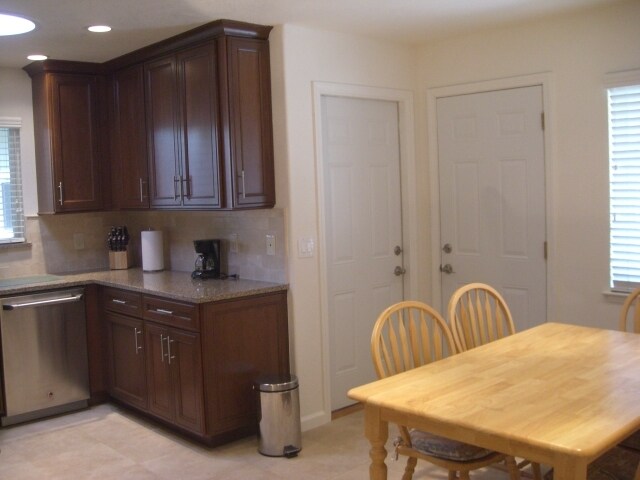 Building Photo - 3063 Westfield Avenue