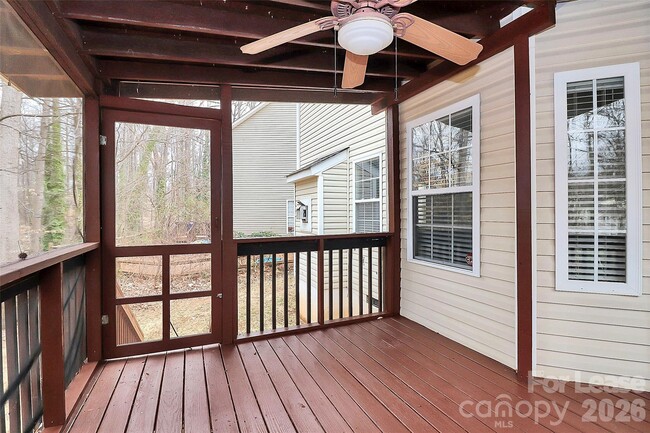 Building Photo - 6939 Brachnell View Dr