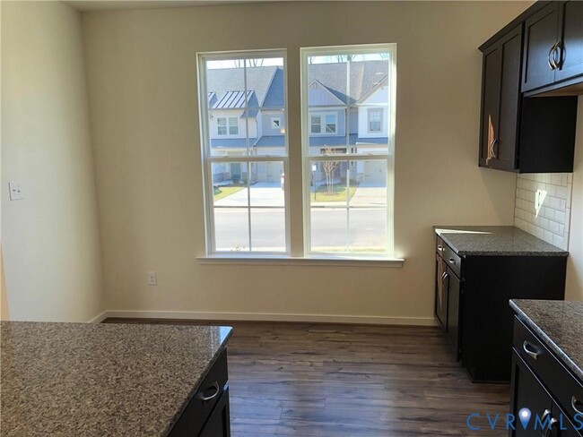 Building Photo - 4009 Tin Roof Way