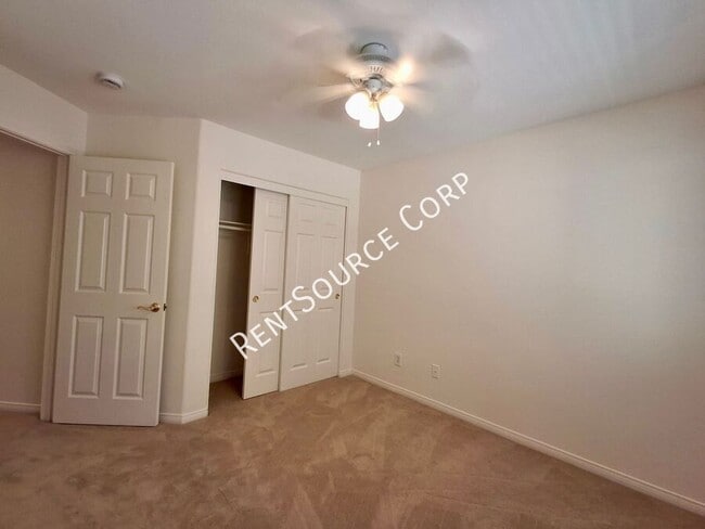 Building Photo - 24335 Alyssum Pl