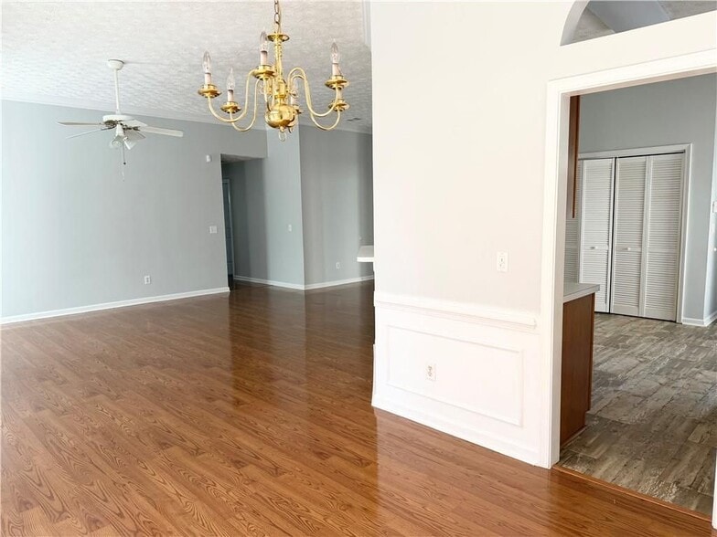 Building Photo - 2830 White Blossom Ln