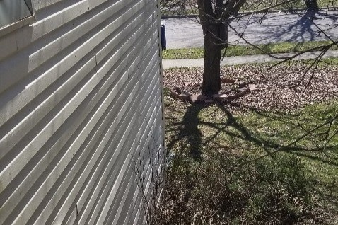 Side of house - 2116 Thaler Ave