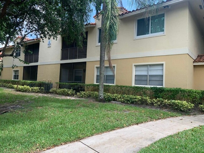 Building Photo - 1233 SW 46th Ave