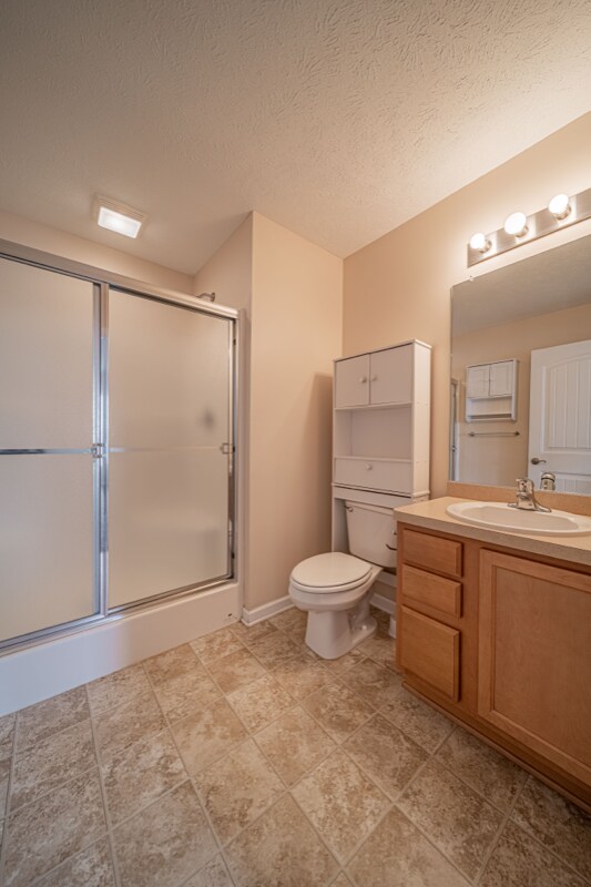 Building Photo - 6535 Bayside Dr