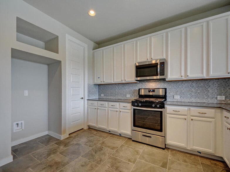 Gas range stove - 6808 Cardinal Bloom Loop