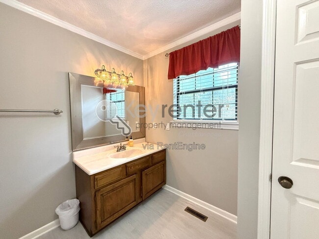 Building Photo - 6407 Harbor Master Dr