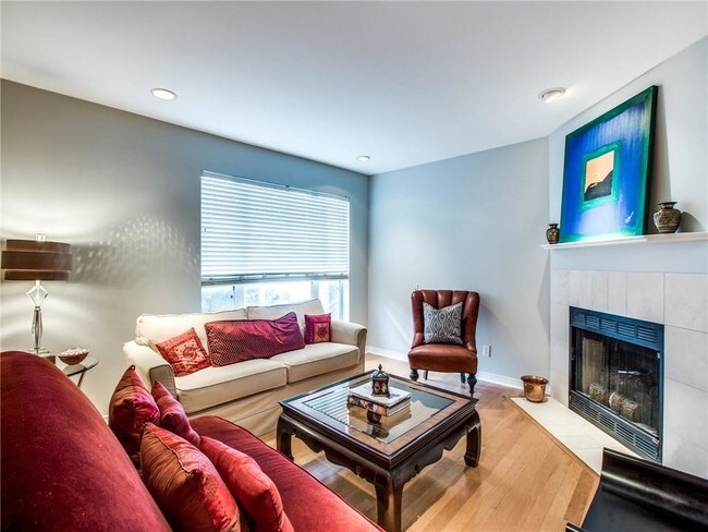 Building Photo - 3711 Holland Ave