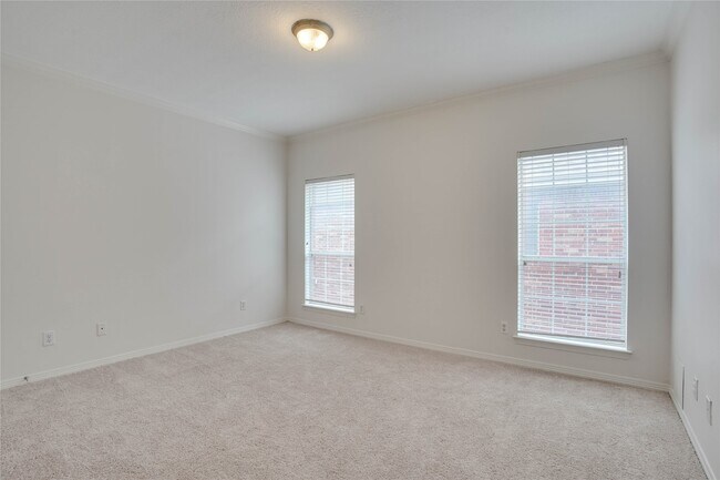 Building Photo - 3015 W Park at Fairdale