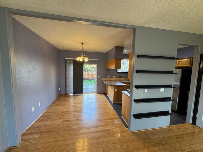 Building Photo - Spacious 4 Bedroom Home in SW Corvallis – $2,995/month