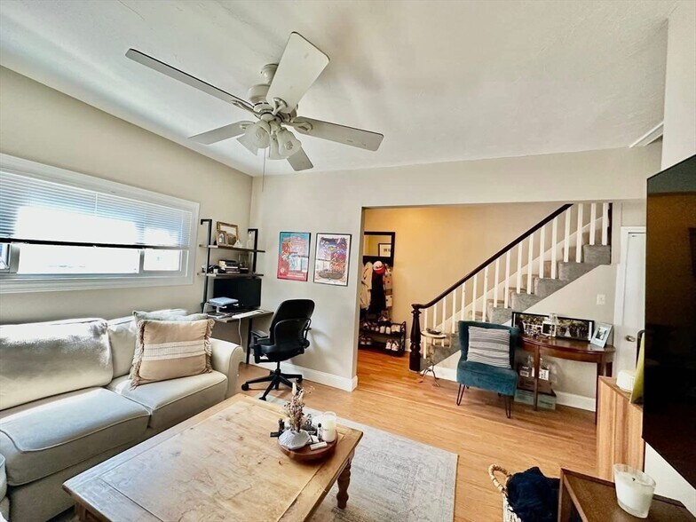Primary Photo - 159 K St