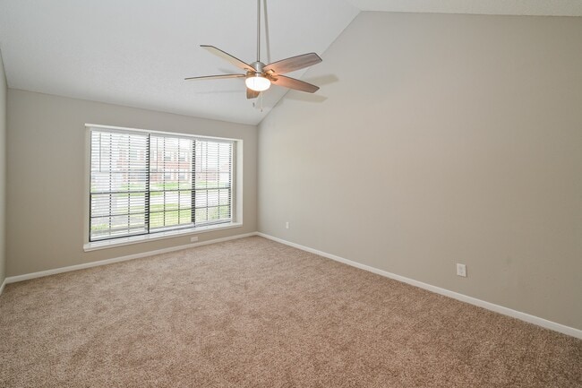 Building Photo - 2017 Spinnaker Dr