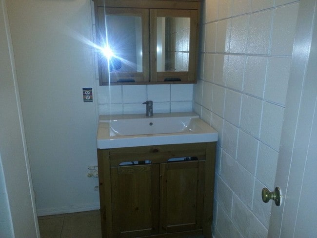 Building Photo - 548 Sturtevant Dr