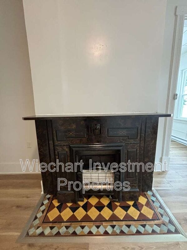 Building Photo - 307 E Auglaize St