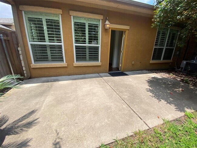 Building Photo - 2210 Onion Creek Pkwy