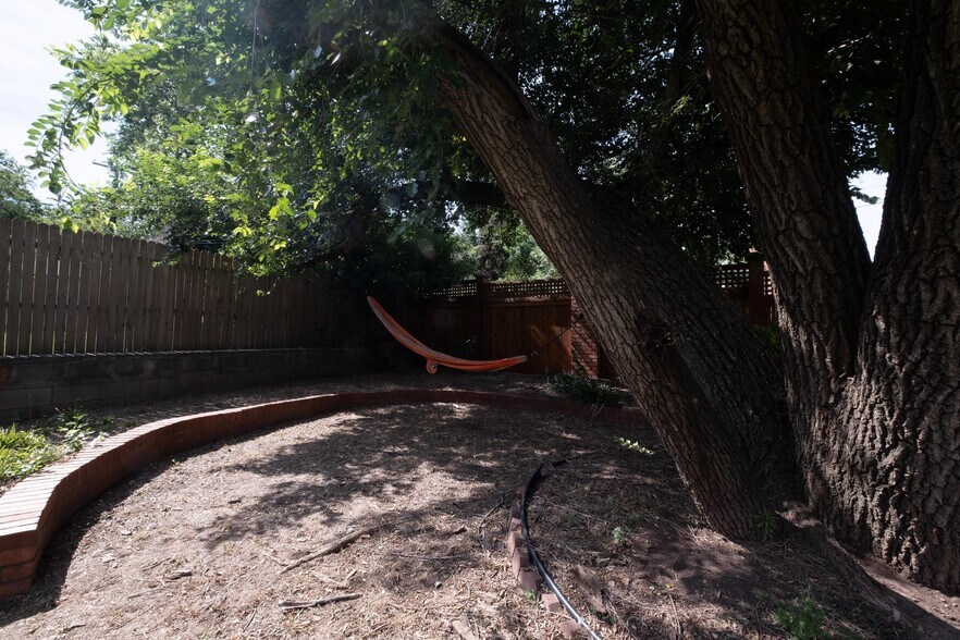 Building Photo - 7110 Brentwood Rd