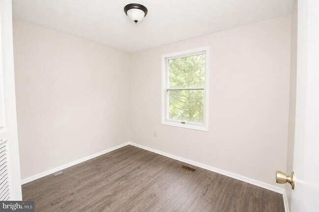 Building Photo - 17231 Epsilon Pl