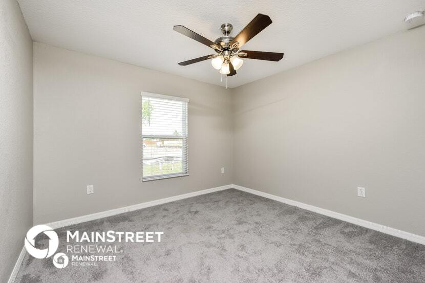 Building Photo - 621 NW 37th Pl