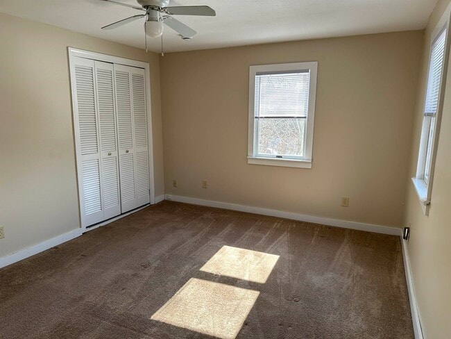 Building Photo - 6 Mark St