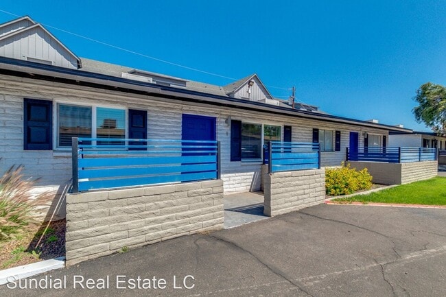 Building Photo - 3120-3130 N 39th St