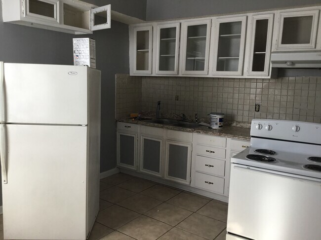 Building Photo - 400 Avenue B