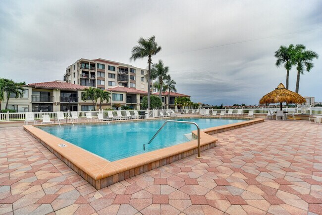 Building Photo - 6260 Palma Del Mar Blvd S