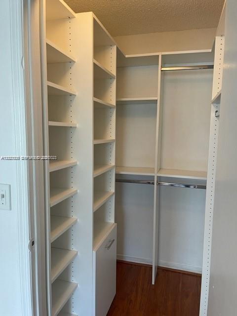 Building Photo - 565 Vista Isles Dr