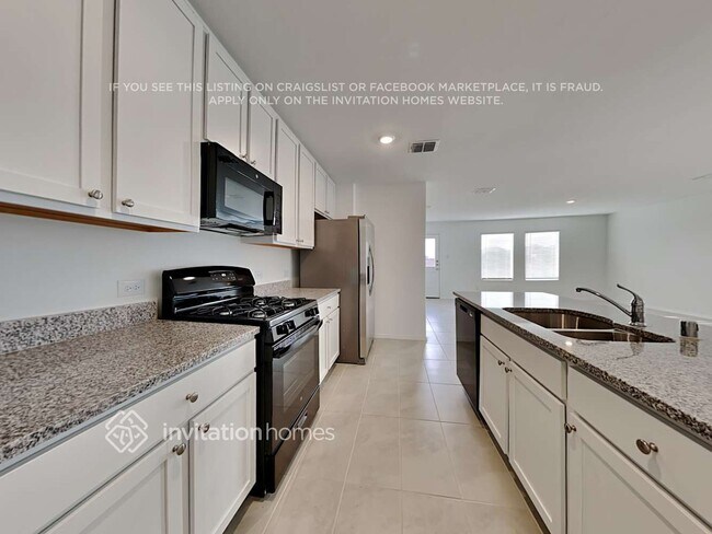 Building Photo - 7937 Churchill St