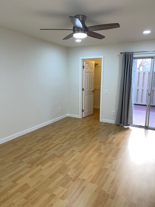 Building Photo - 6416 Friars Rd