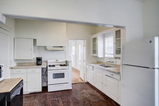 Building Photo - 1436 Dorothy St