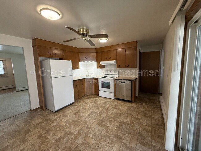 Building Photo - 2237 Harlan St