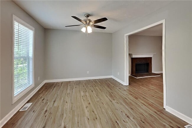 Building Photo - 415 Ridgedale Way
