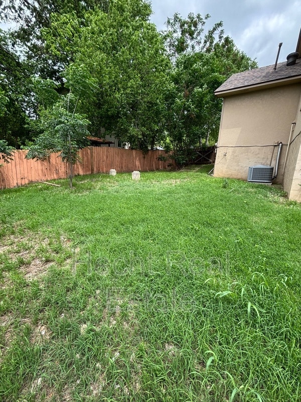 Building Photo - 5711 China Berry Rd