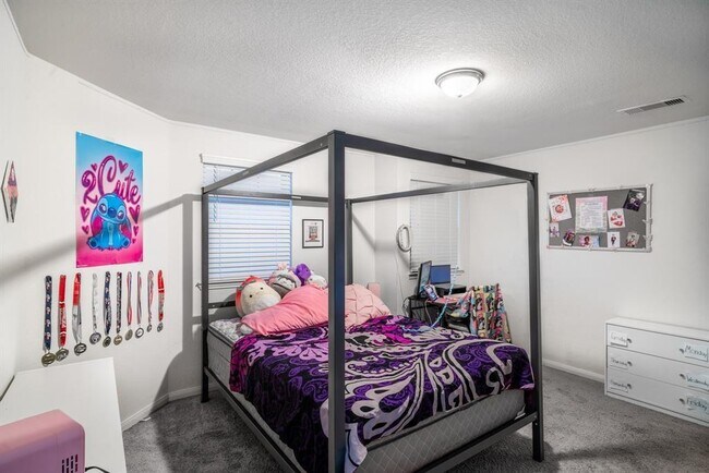 Building Photo - 9406 Garnet Grove Dr