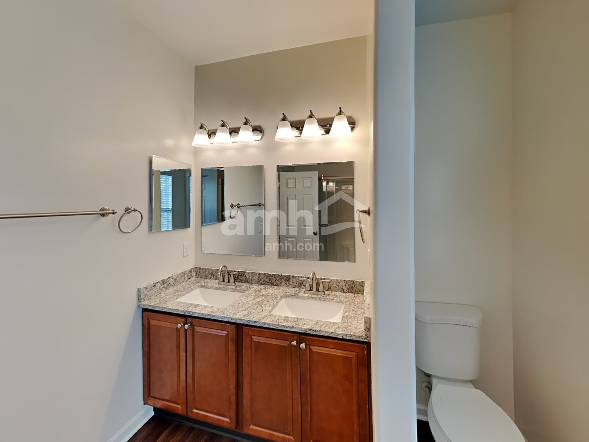 Building Photo - 337 Karst Cir