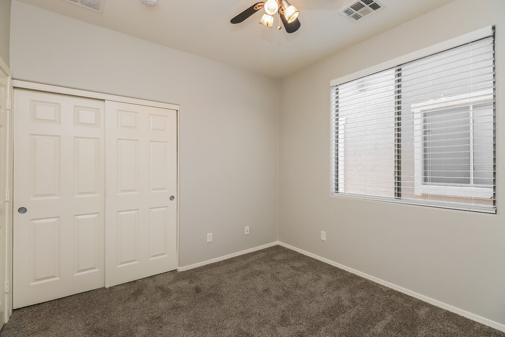 Building Photo - 3070 S Southwind Dr