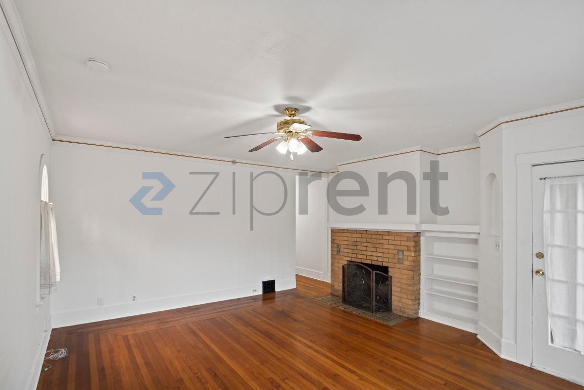 Building Photo - 148 Clayton Ave