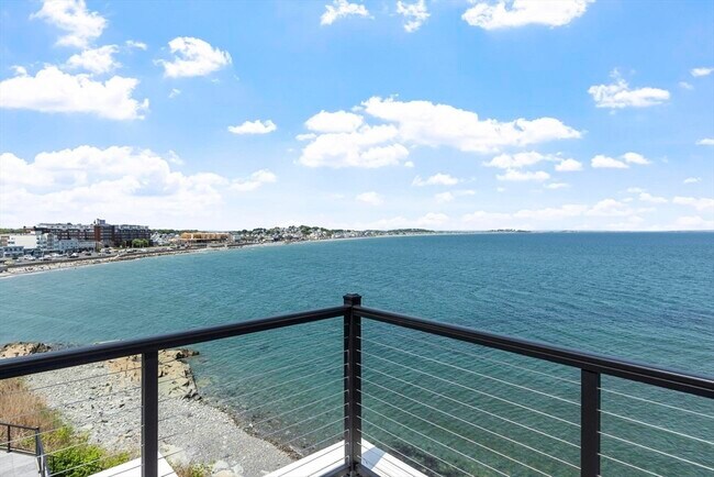 Building Photo - 40 Oceanside Dr