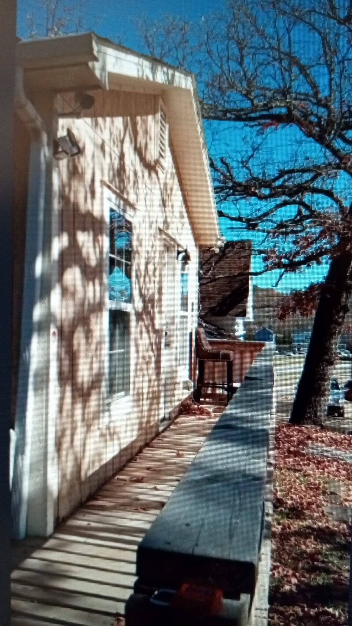 Building Photo - 832 W Eagle St