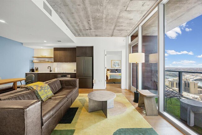 Building Photo - 48 East Ave