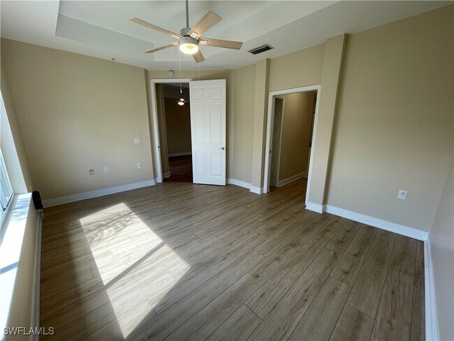 Building Photo - 1330 Sweetwater Cove