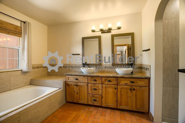 Building Photo - CALL US TODAY AT (505) 808-6467 TO SCHEDUL...