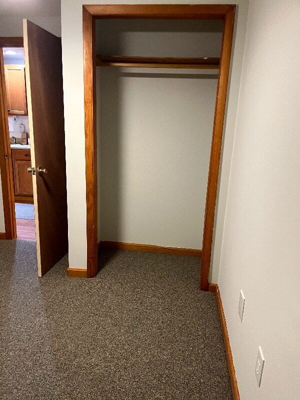 Building Photo - 37 Gifford Dr