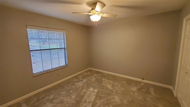 Building Photo - 4914 Ballygar Dr