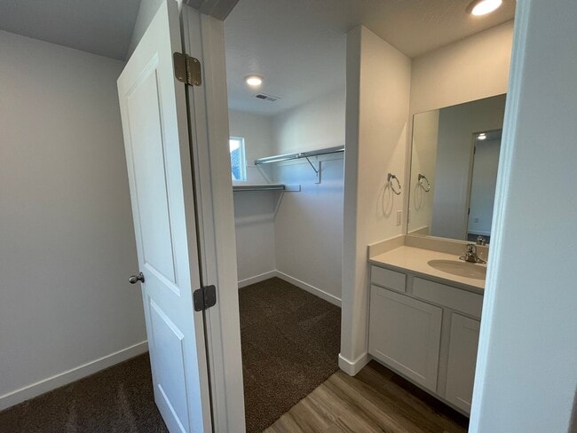 Building Photo - Brand New 3-Bed/2.5 Bath Town Home