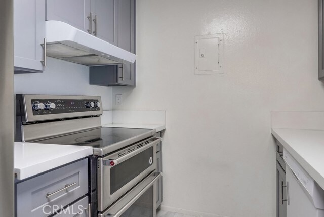 Building Photo - 2511 W Sunflower Ave