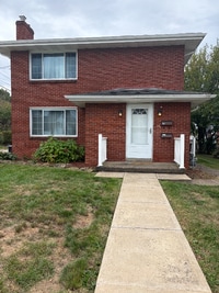 Building Photo - 526 Foster St