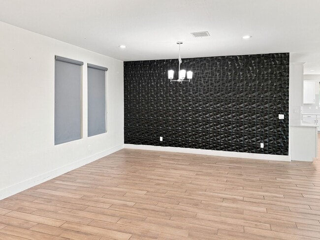 Building Photo - Luxury SMART HOME For Rent!