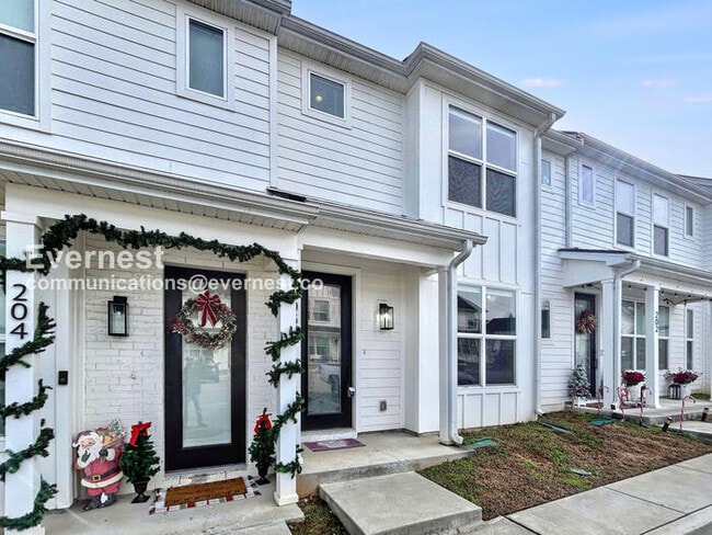 Building Photo - 203 Jeffries Wy